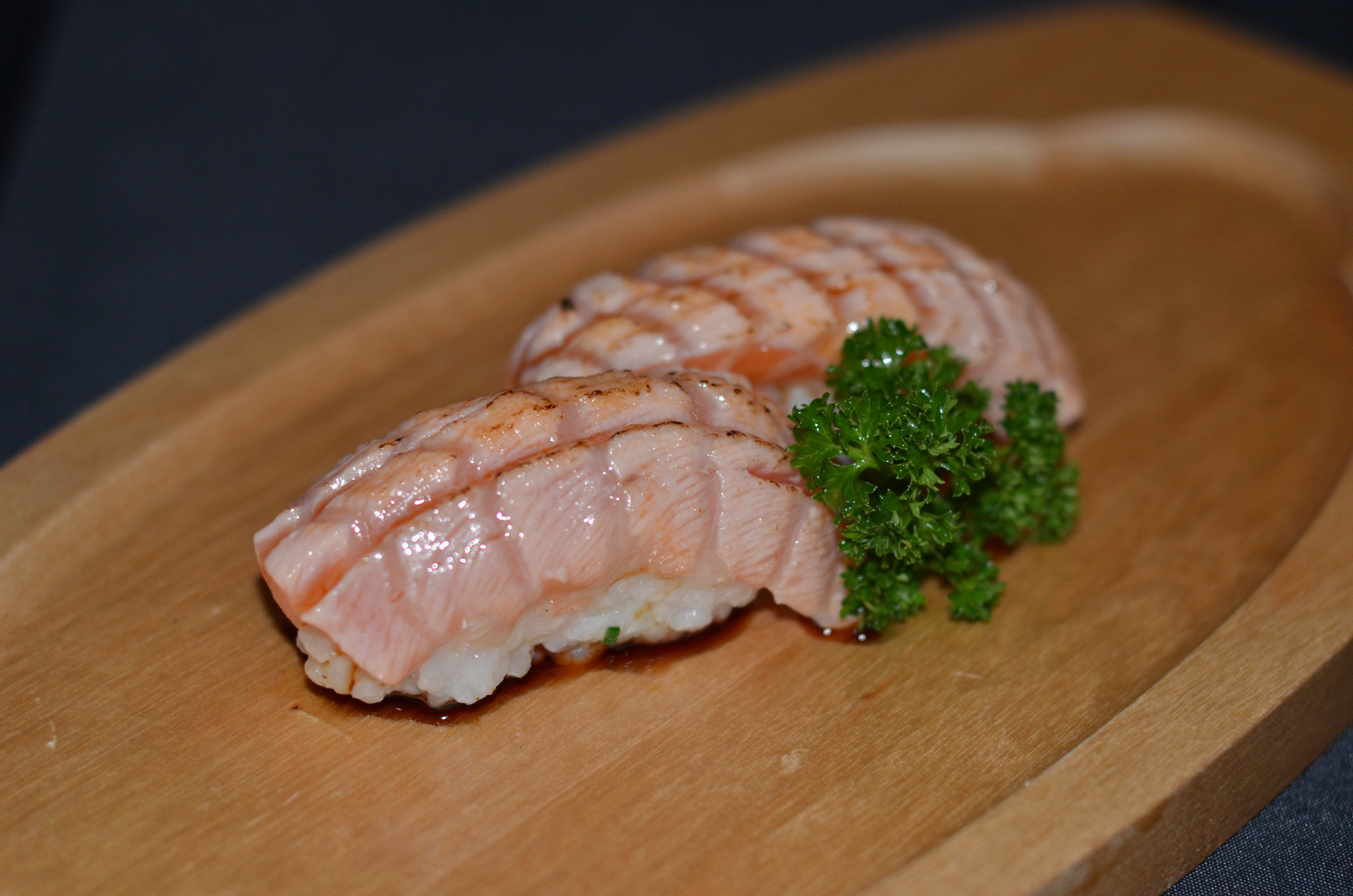 Nigiri Zalm Tataki 4 stuks