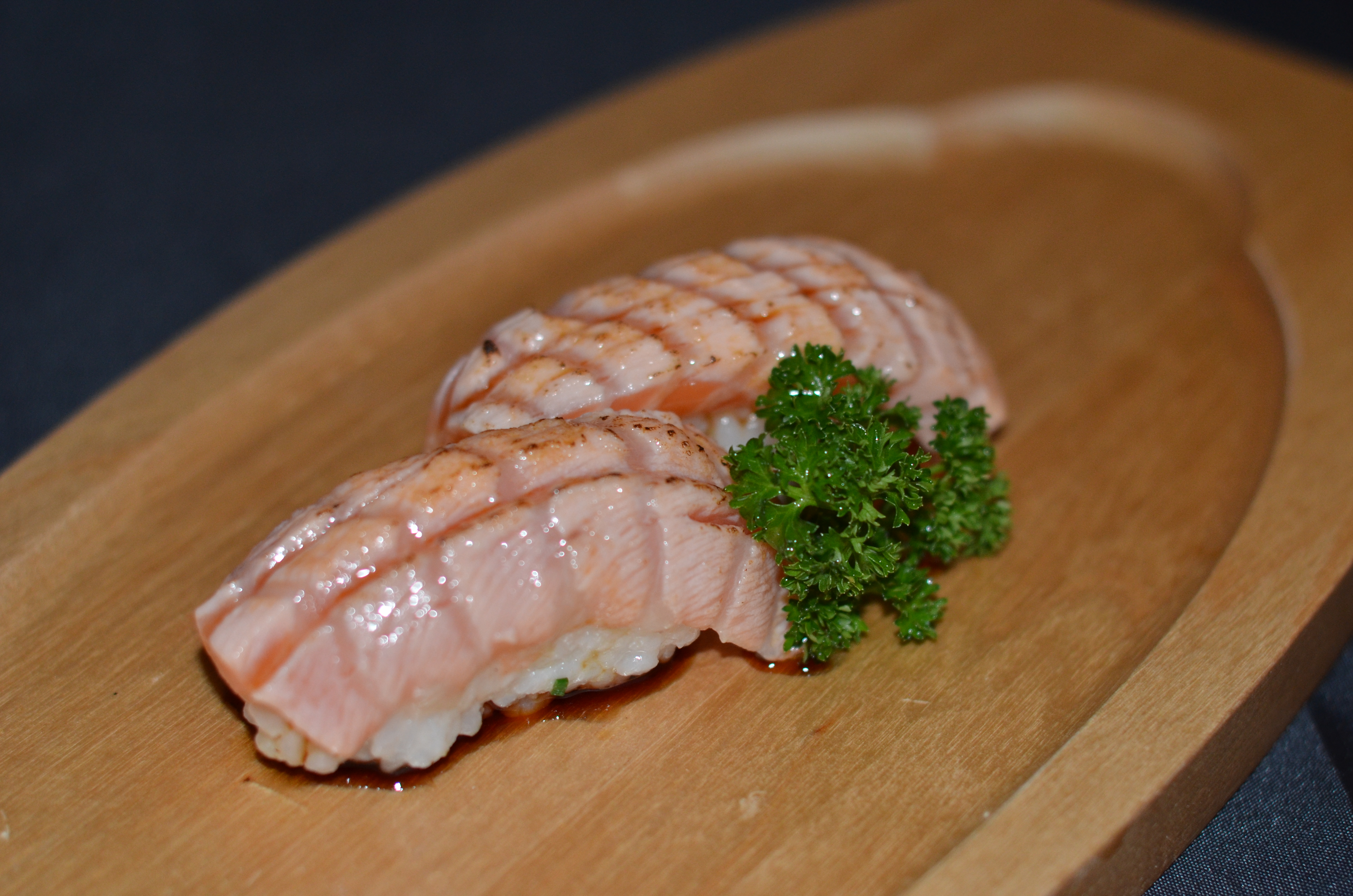 Tataki Nigiri zalm 2pcs - additional image